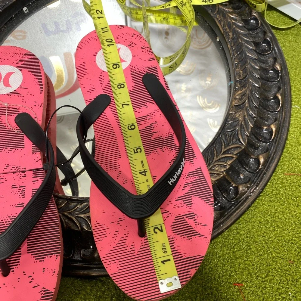 Hurley Vibrant Pink and Black Sandals